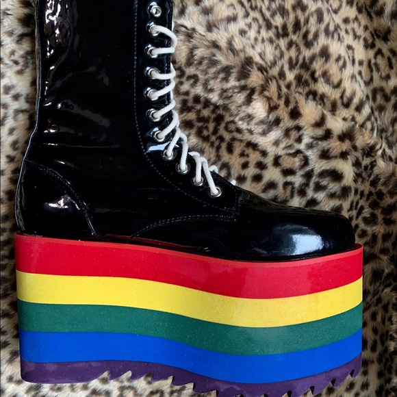 Current Mood x Dollskill Rainbow Platforms - Picture 2 of 7